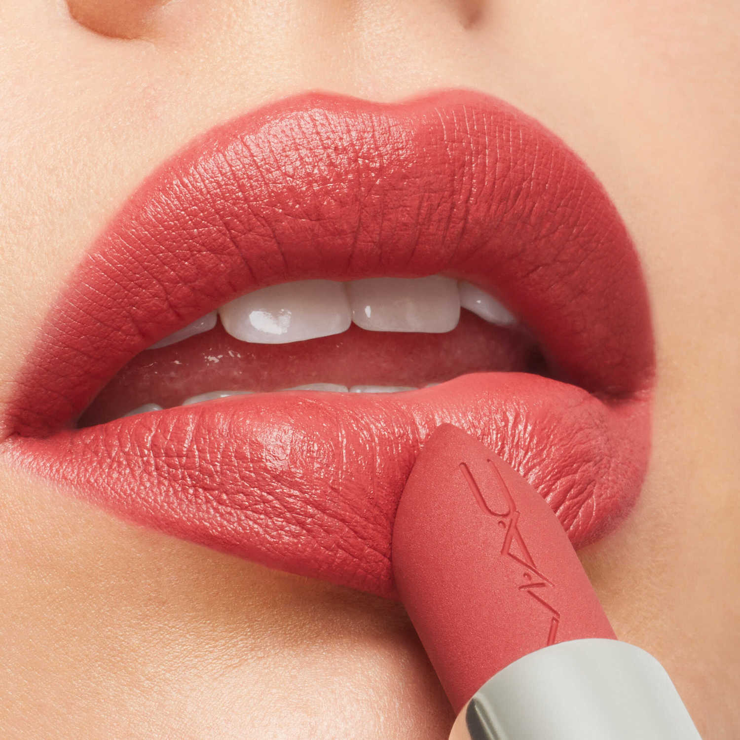 MACXIMAL SILKY MATTE LIPSTICK (LABIAL EN BARRA)